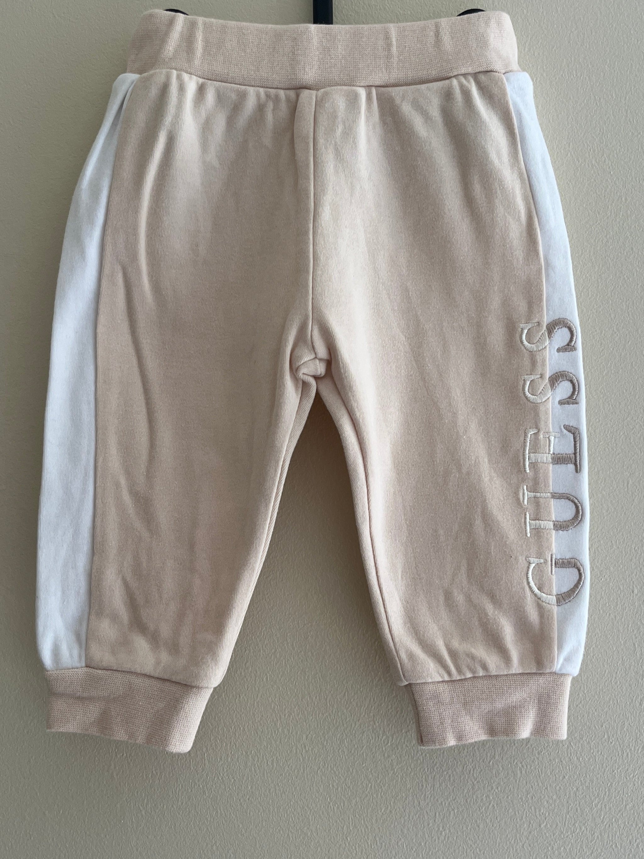 GUESS TRAININGSPAK SET ROMPER MET BROEK EN VEST