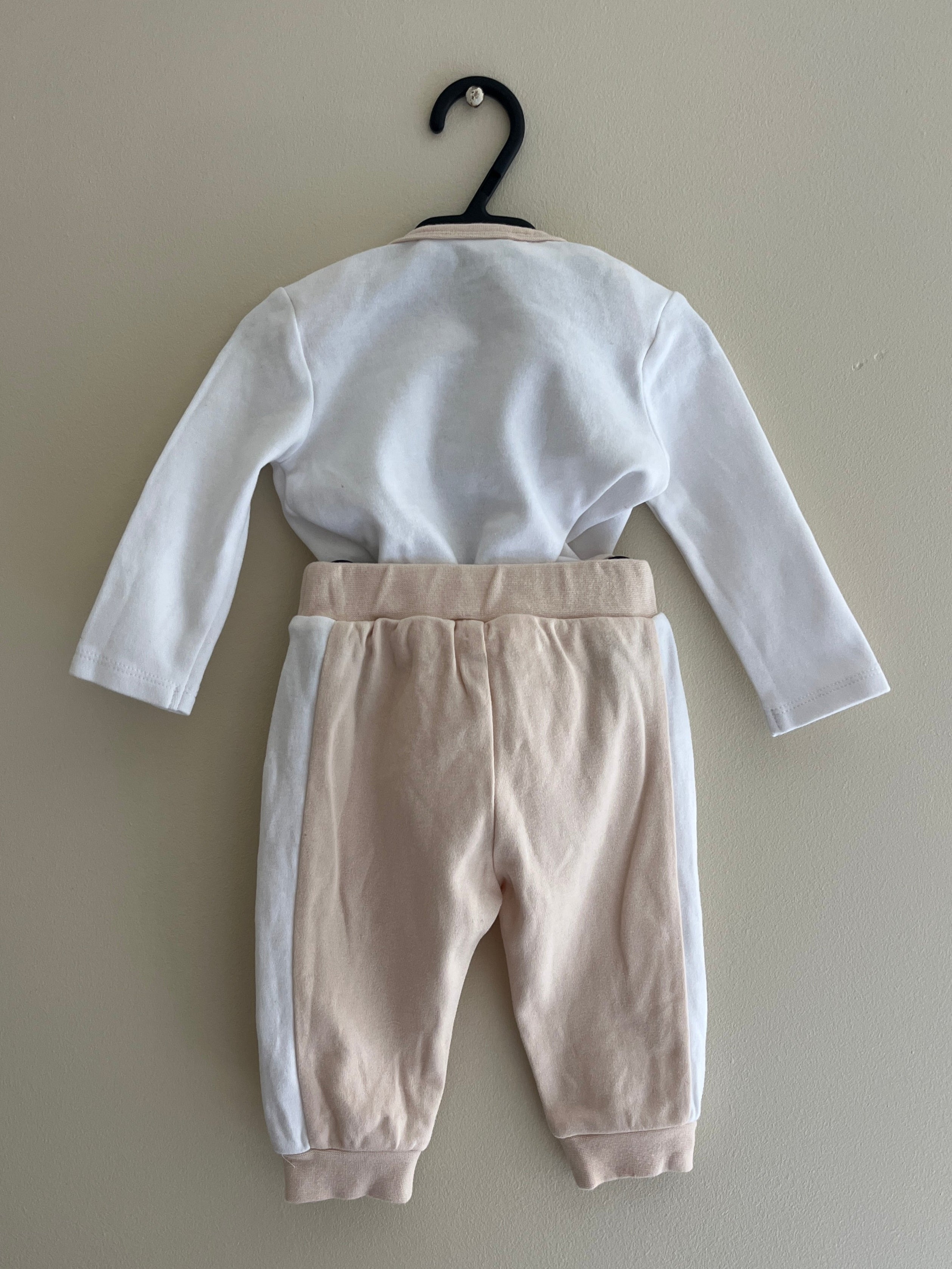 GUESS TRAININGSPAK SET ROMPER MET BROEK EN VEST